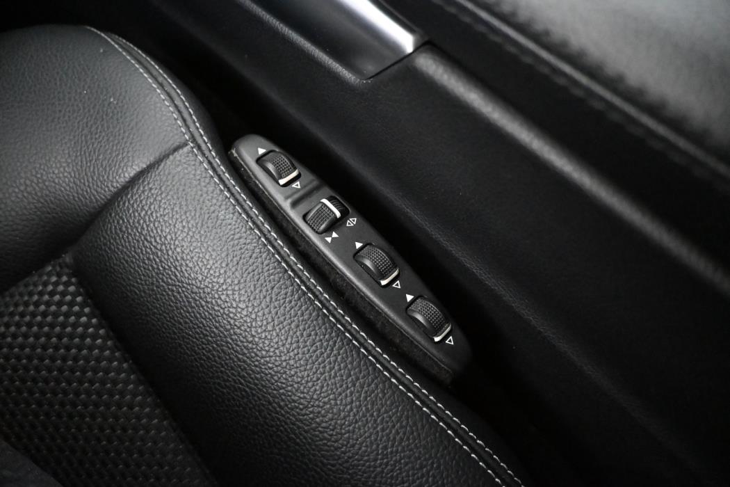 MERCEDES-BENZ E 2015