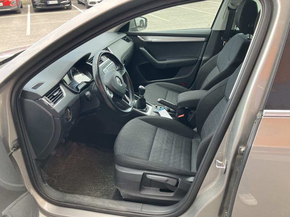 SKODA Octavia 2016