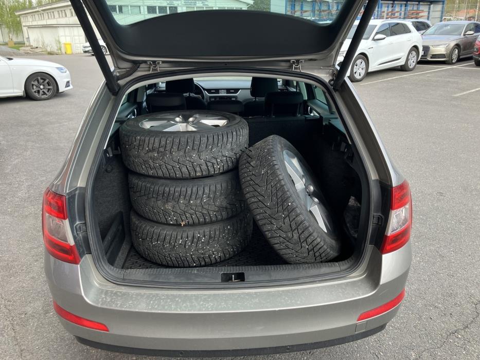 SKODA Octavia 2016
