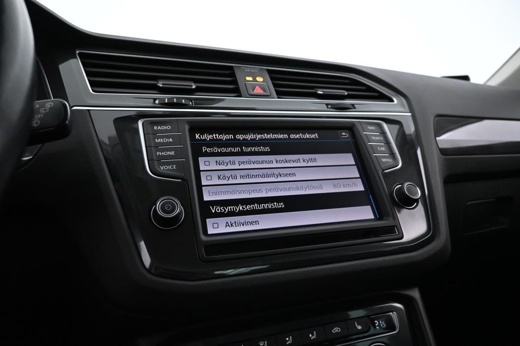 VOLKSWAGEN Tiguan 2017