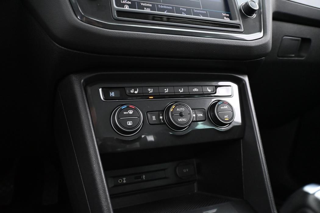 VOLKSWAGEN Tiguan 2017