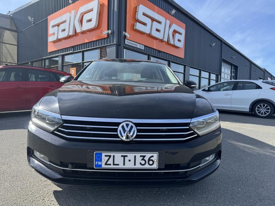VOLKSWAGEN Passat 2018
