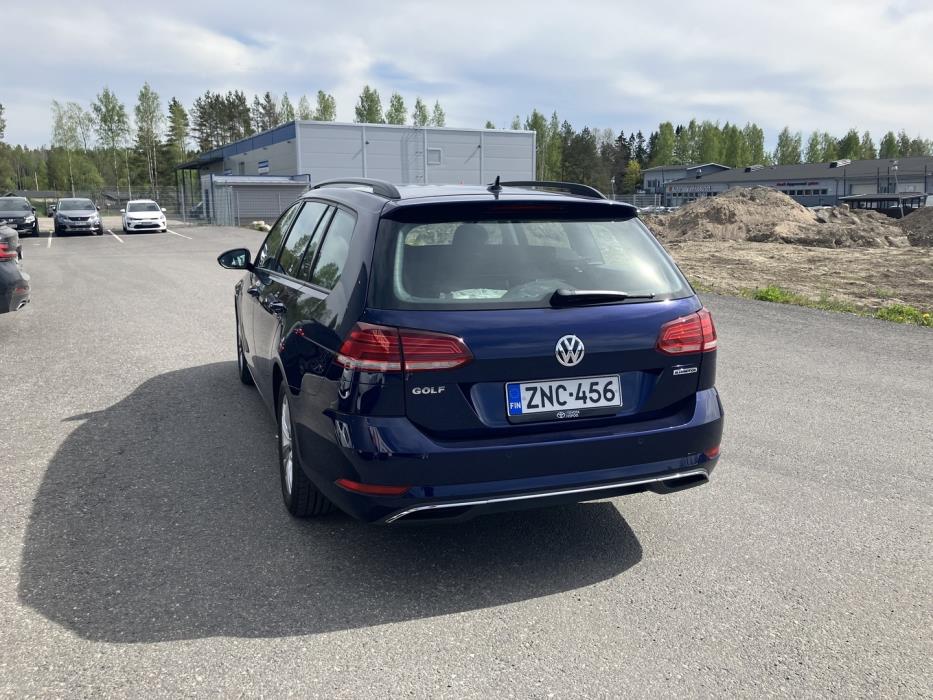 VOLKSWAGEN Golf 2020