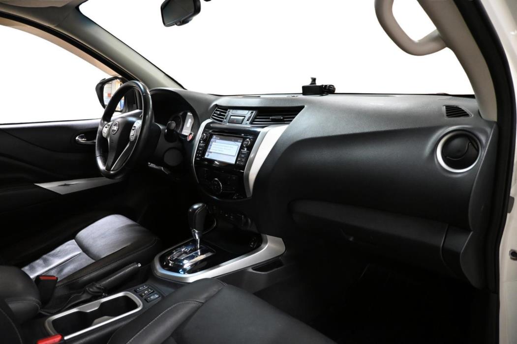 NISSAN NAVARA 2018
