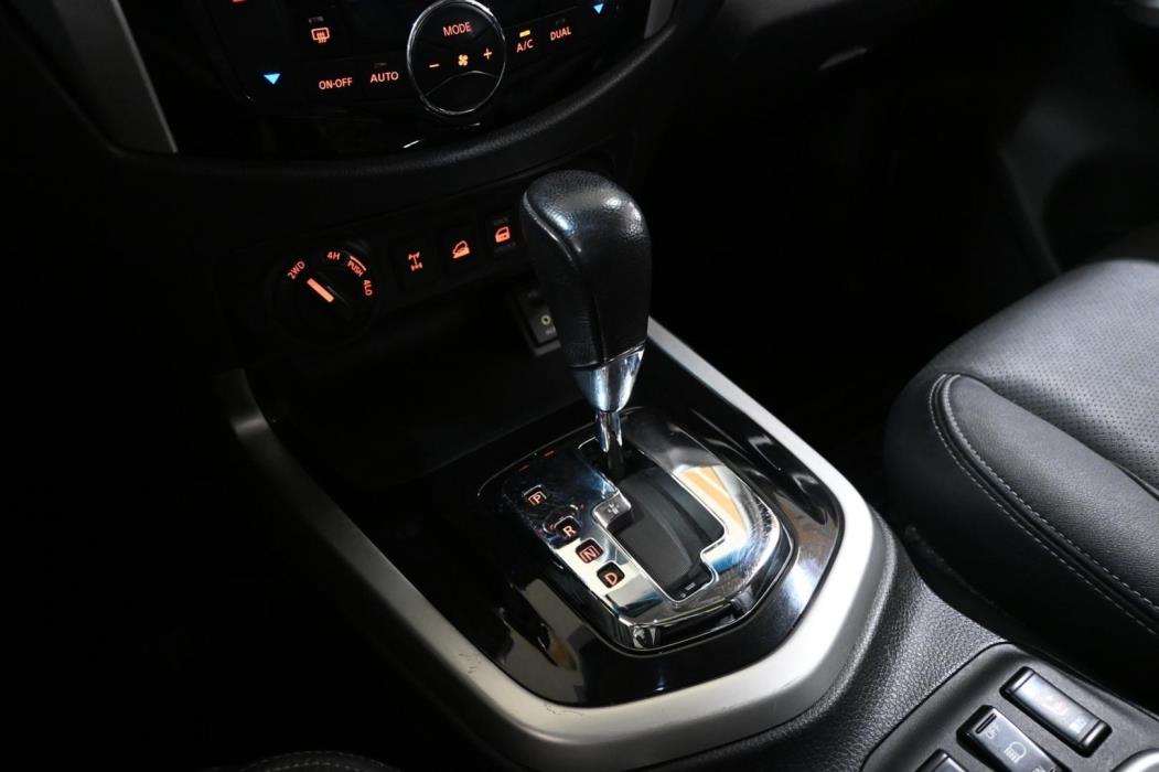 NISSAN NAVARA 2018