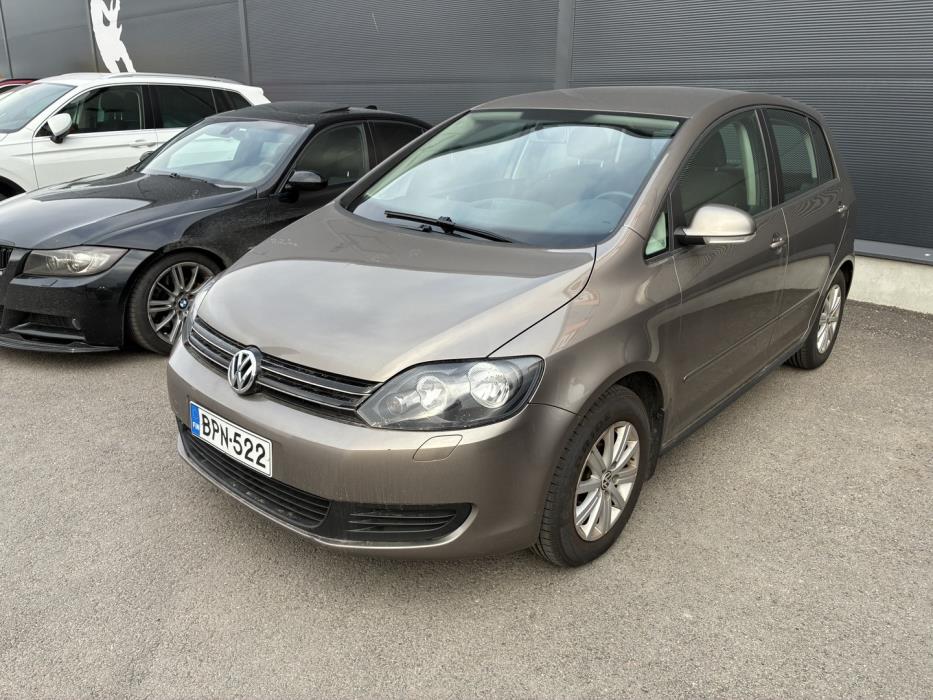 VOLKSWAGEN Golf Plus 2012