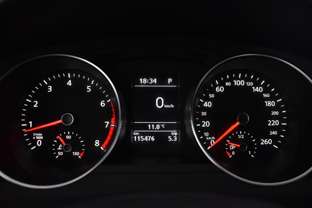 VOLKSWAGEN Jetta 2018