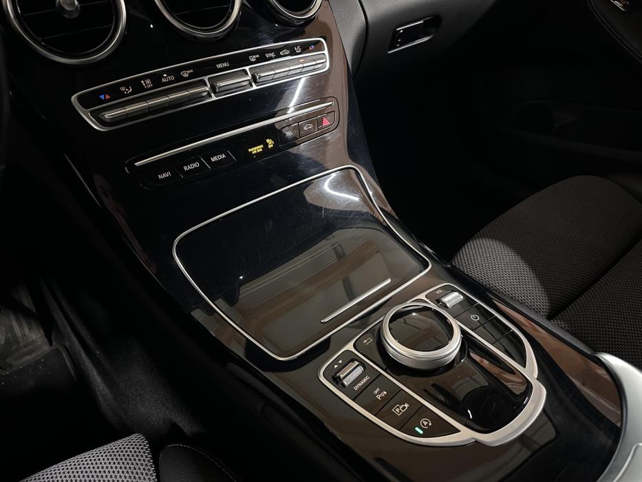 MERCEDES-BENZ C 2019