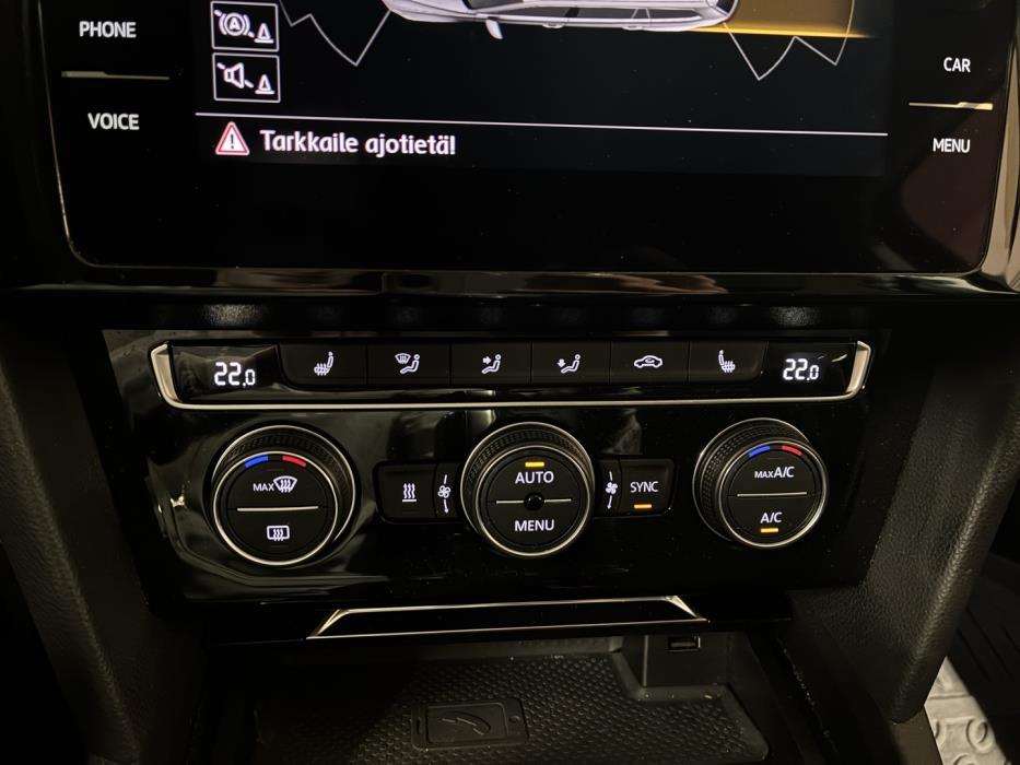 VOLKSWAGEN Passat 2019