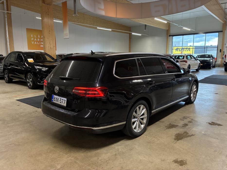 VOLKSWAGEN Passat 2019