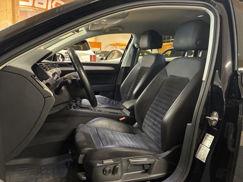 VOLKSWAGEN Passat 2019