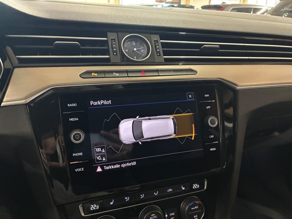 VOLKSWAGEN Passat 2019