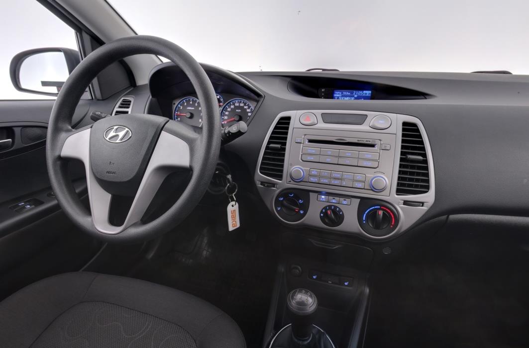 HYUNDAI i20 2012