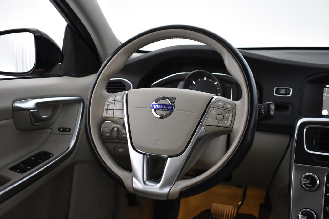 VOLVO V60 Cross Country 2018