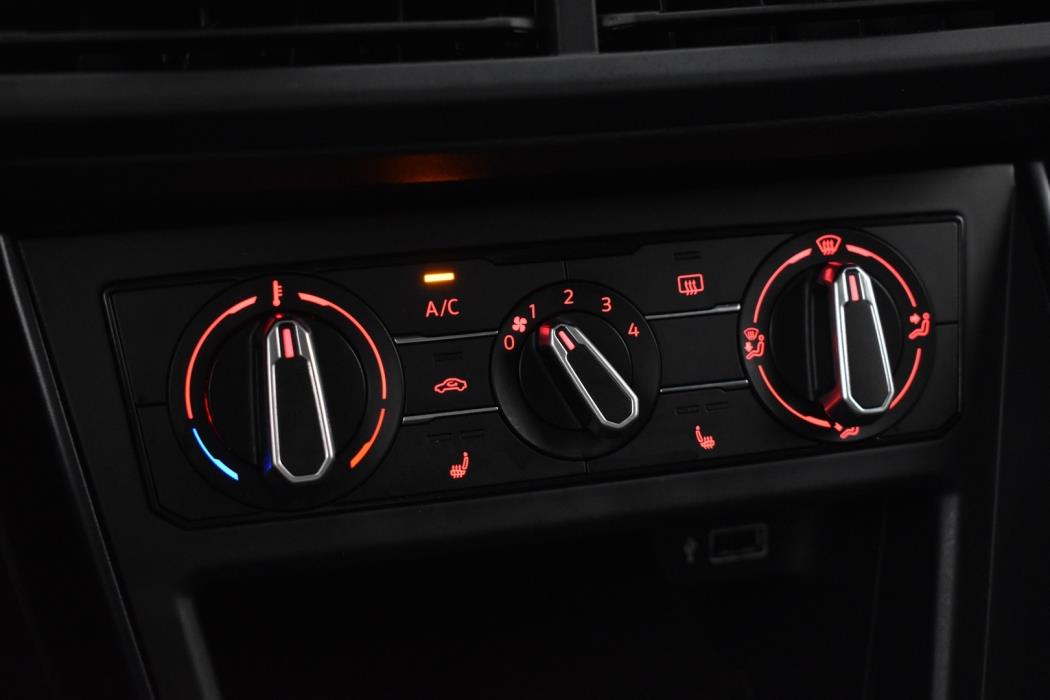 VOLKSWAGEN Polo 2019