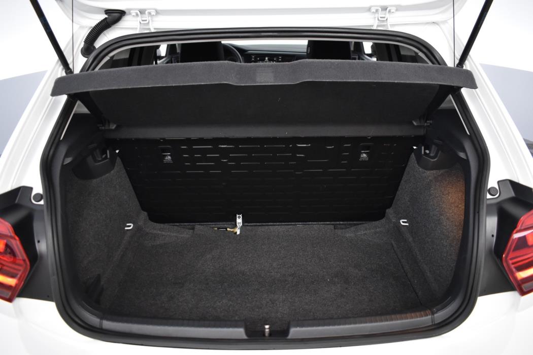 VOLKSWAGEN Polo 2019