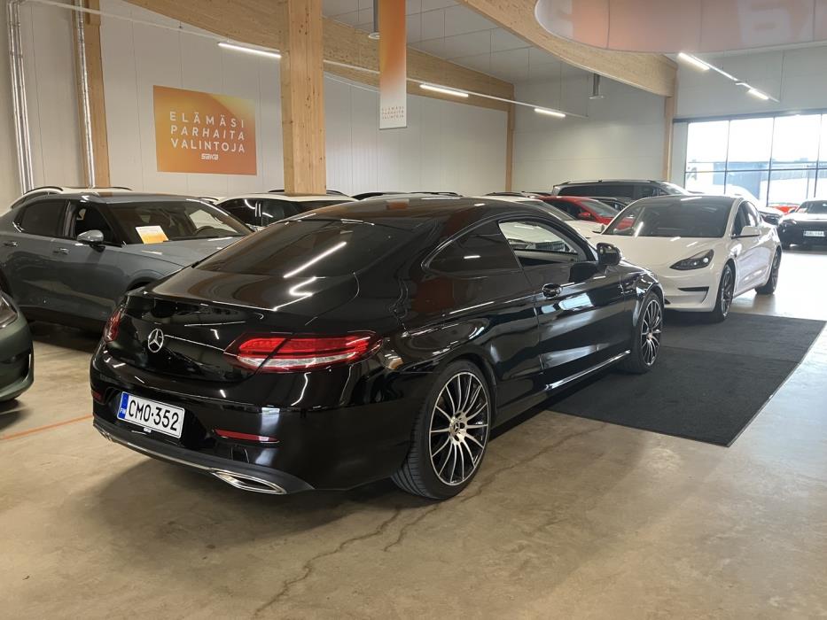 MERCEDES-BENZ C 2019