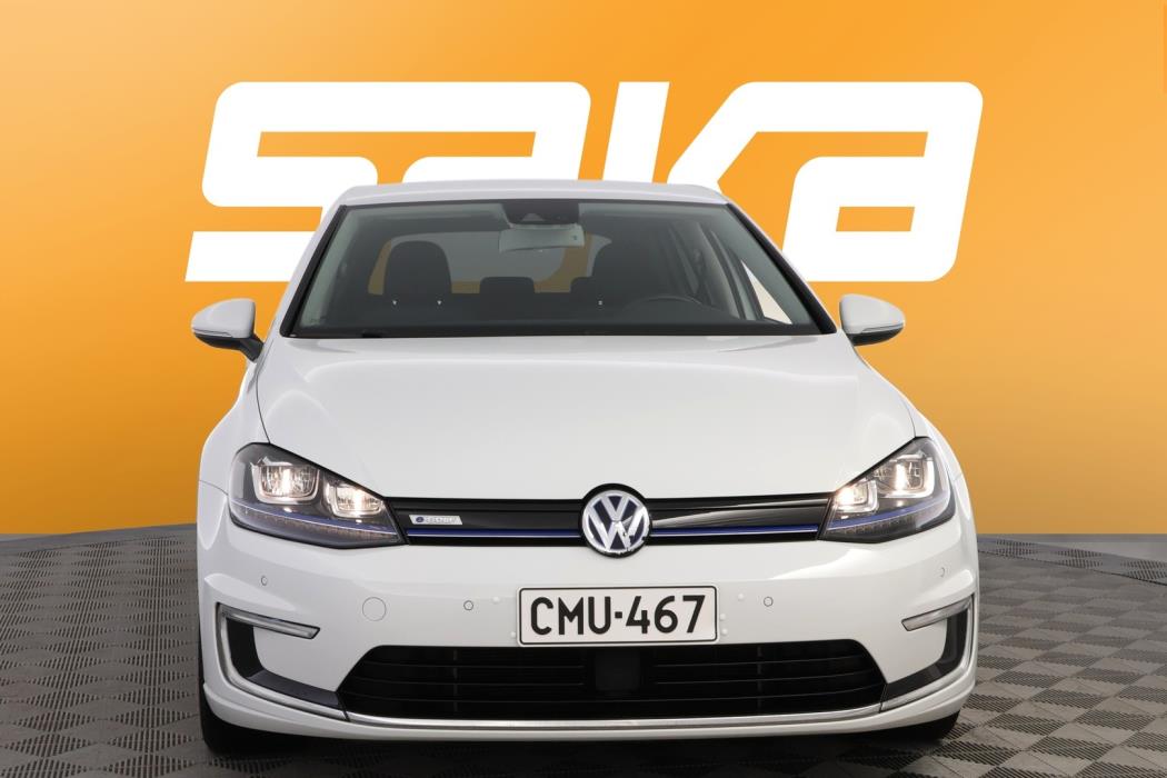 VOLKSWAGEN Golf 2014
