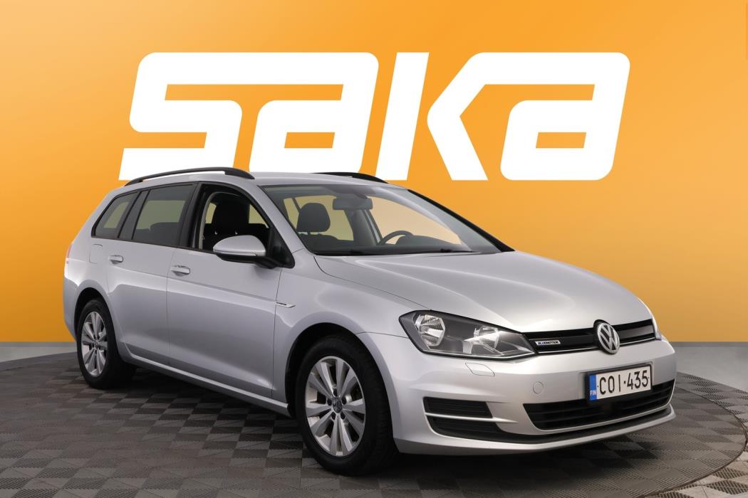 VOLKSWAGEN Golf 2015