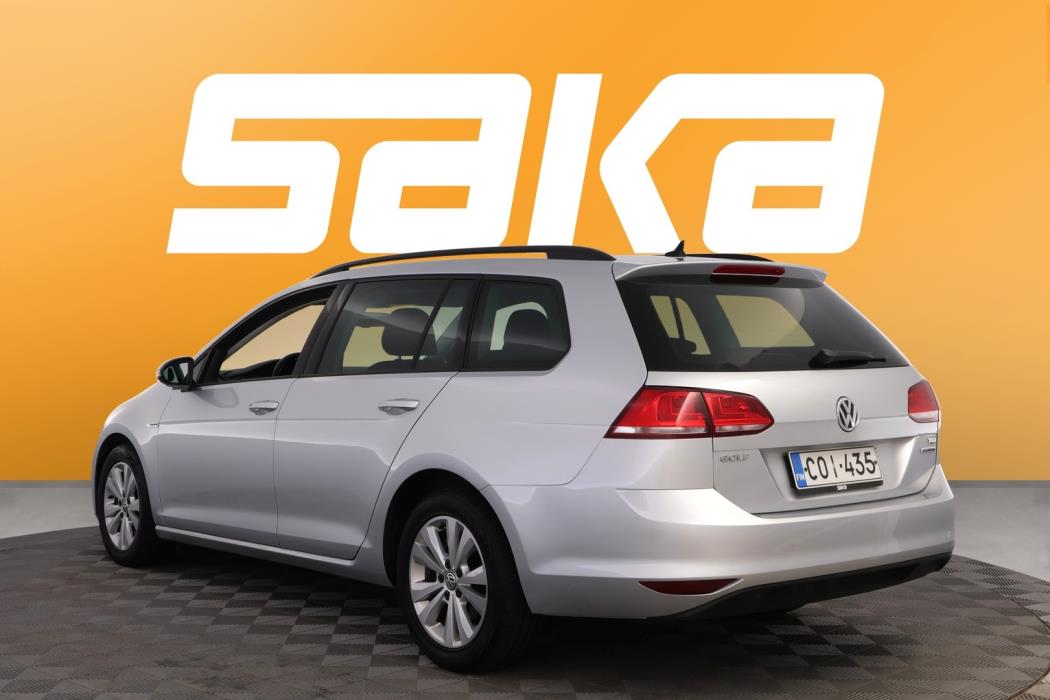 VOLKSWAGEN Golf 2015