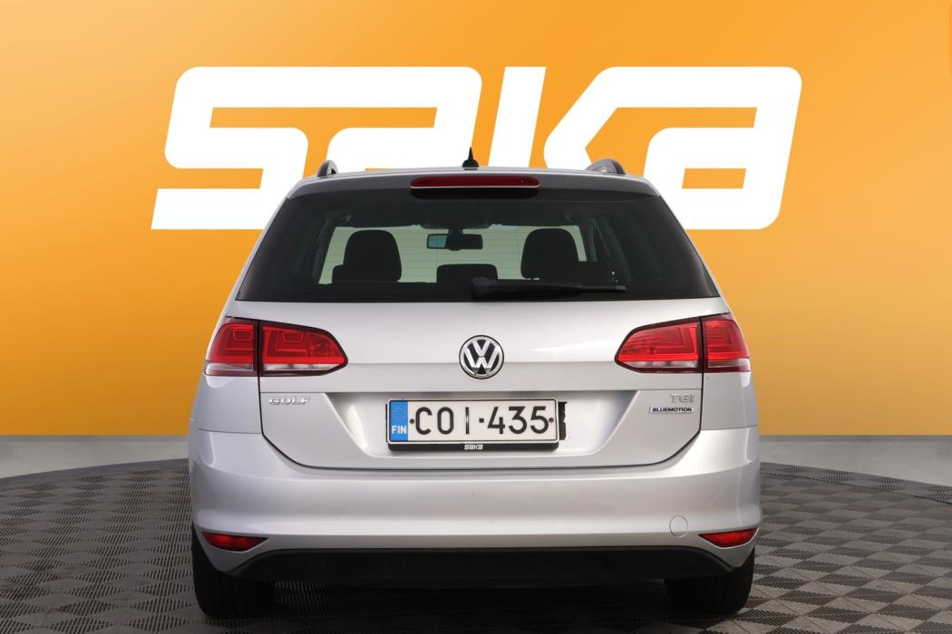 VOLKSWAGEN Golf 2015