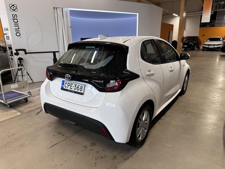 TOYOTA Yaris 2021