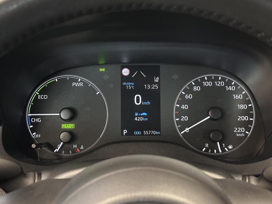 TOYOTA Yaris 2021