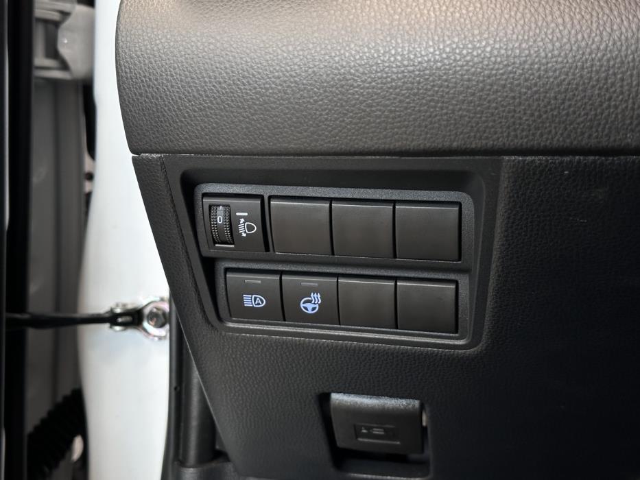TOYOTA Yaris 2021