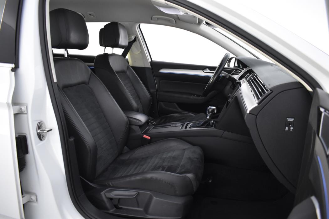 VOLKSWAGEN Passat 2017