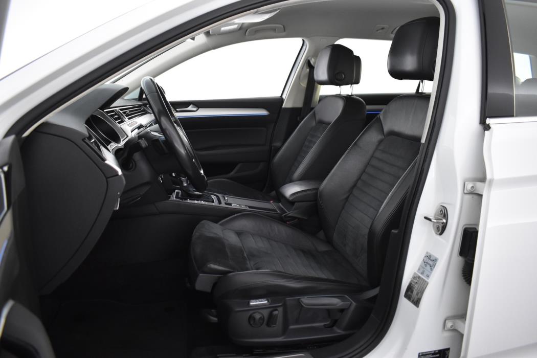 VOLKSWAGEN Passat 2017