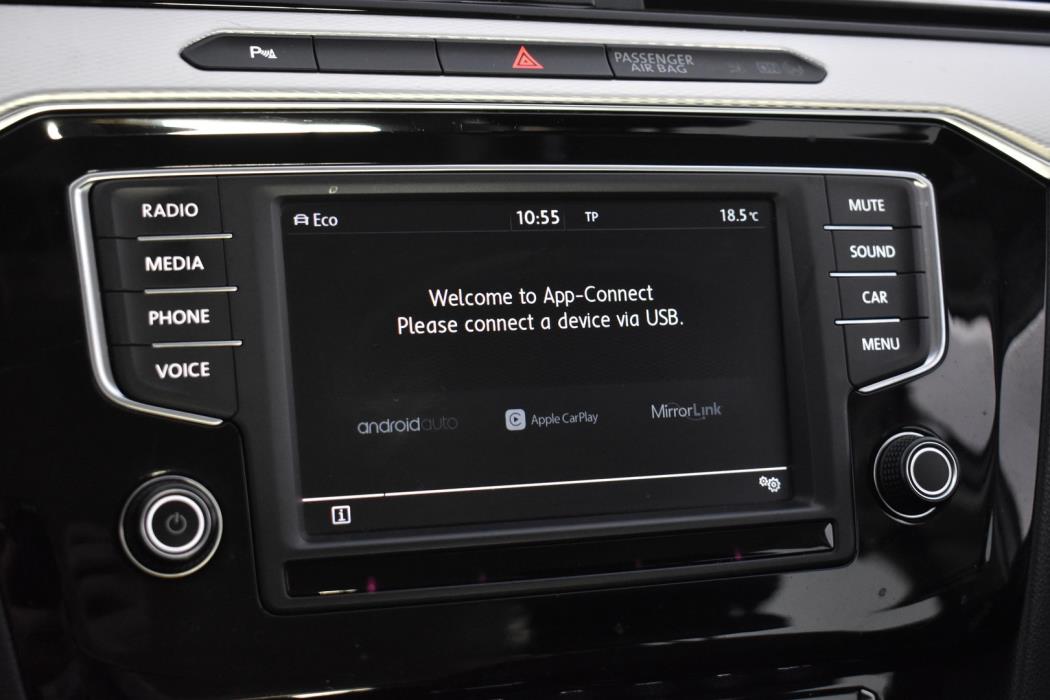 VOLKSWAGEN Passat 2017