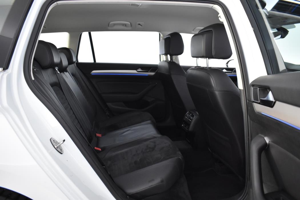 VOLKSWAGEN Passat 2017