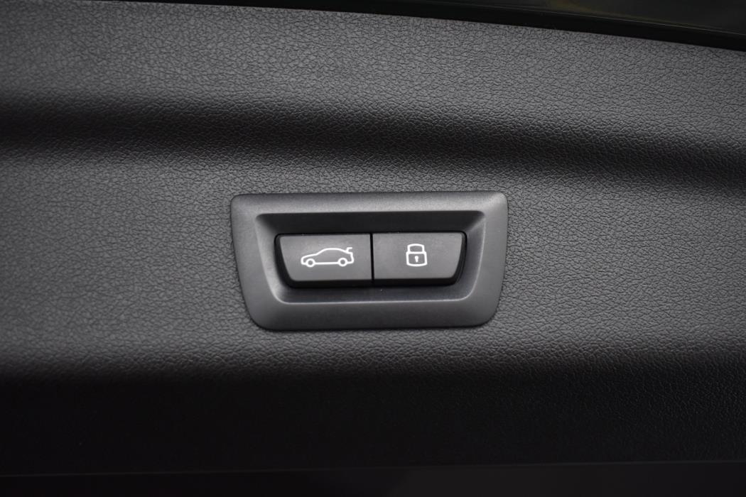 BMW 225 2023