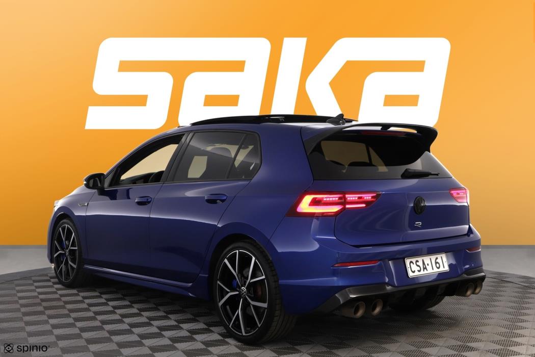 VOLKSWAGEN Golf 2022