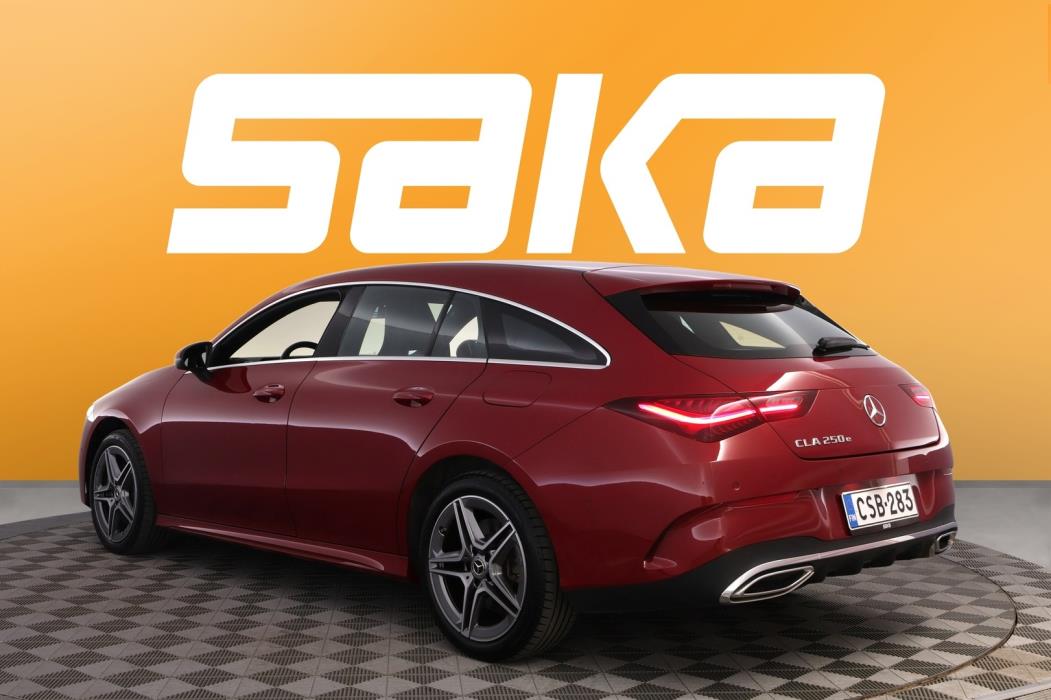 MERCEDES-BENZ CLA 2025