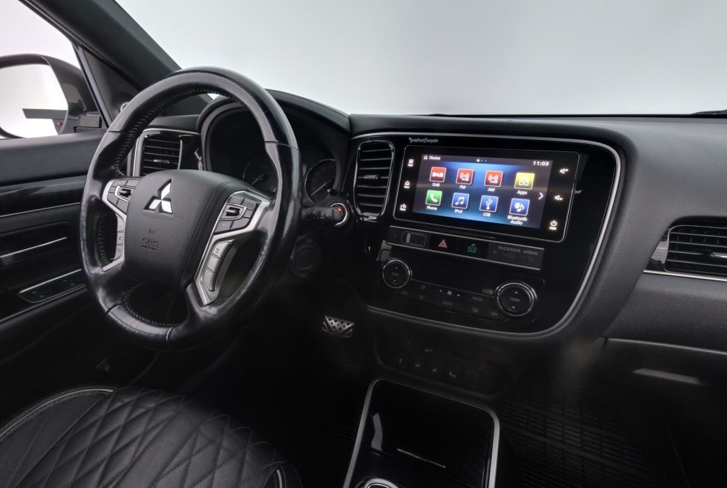 MITSUBISHI Outlander 2019