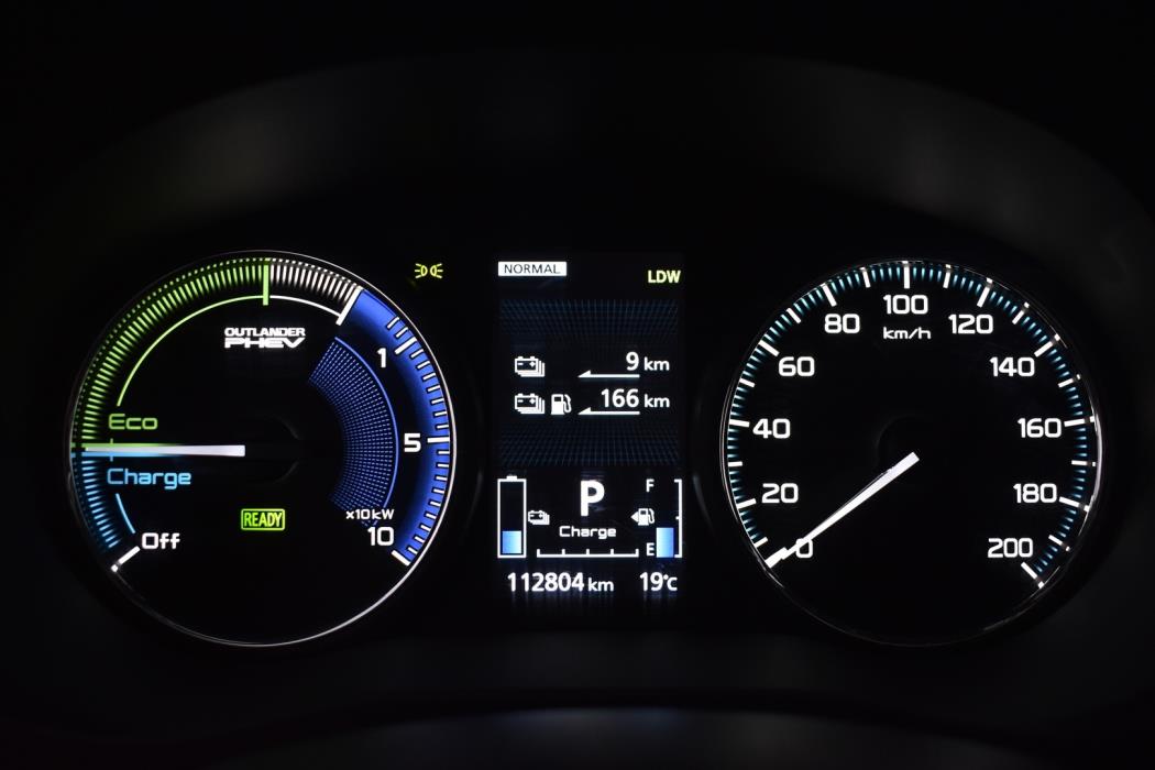 MITSUBISHI Outlander 2019