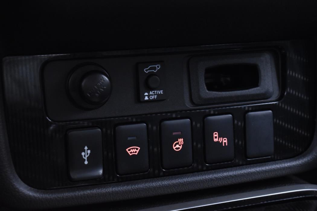 MITSUBISHI Outlander 2019