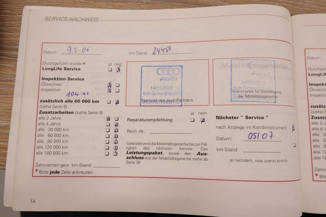 AUDI A4 2001
