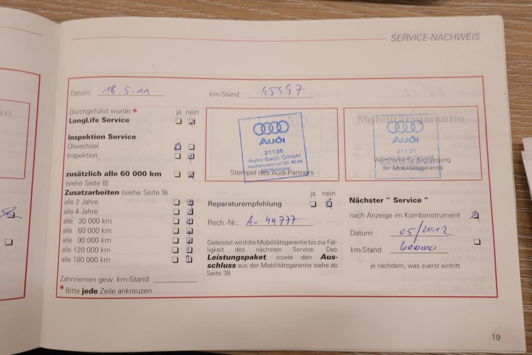 AUDI A4 2001