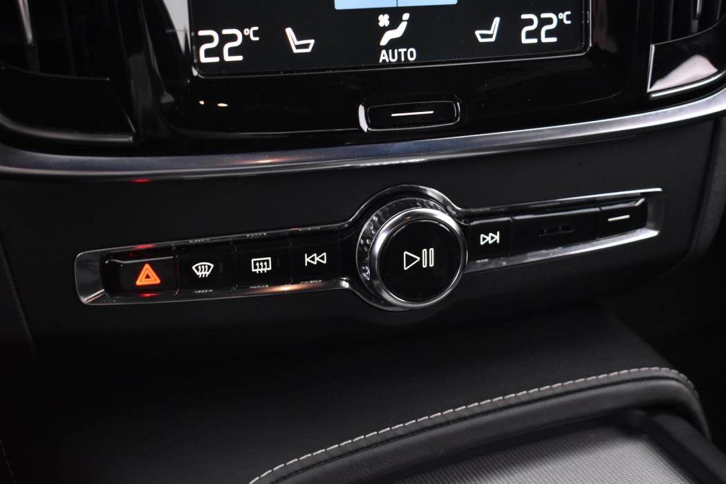 VOLVO V90 2019