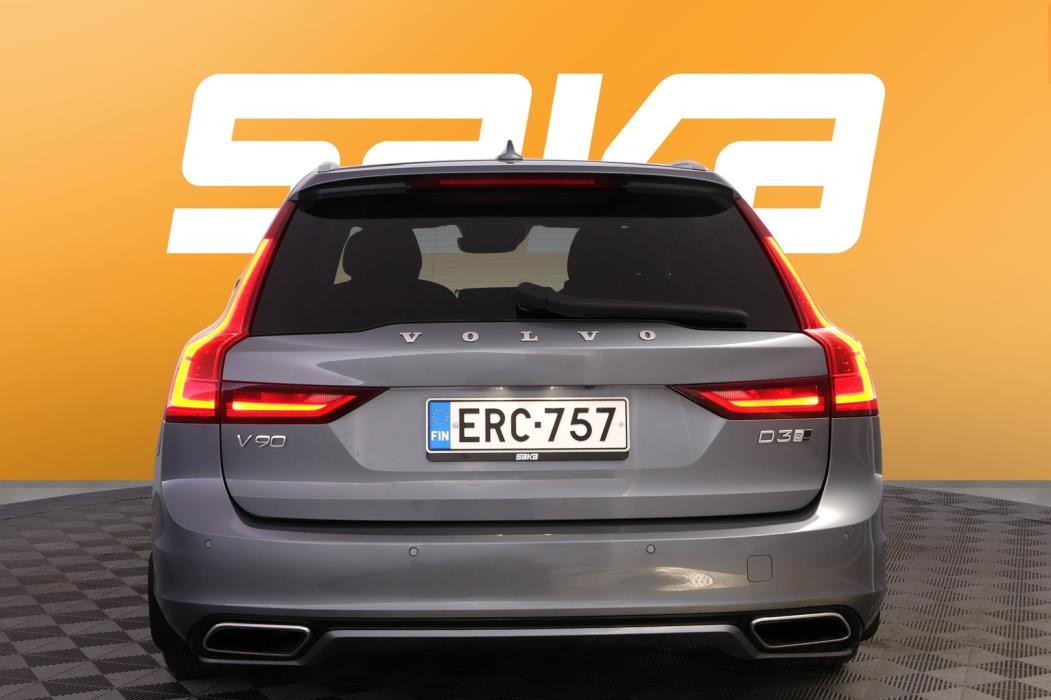 VOLVO V90 2019