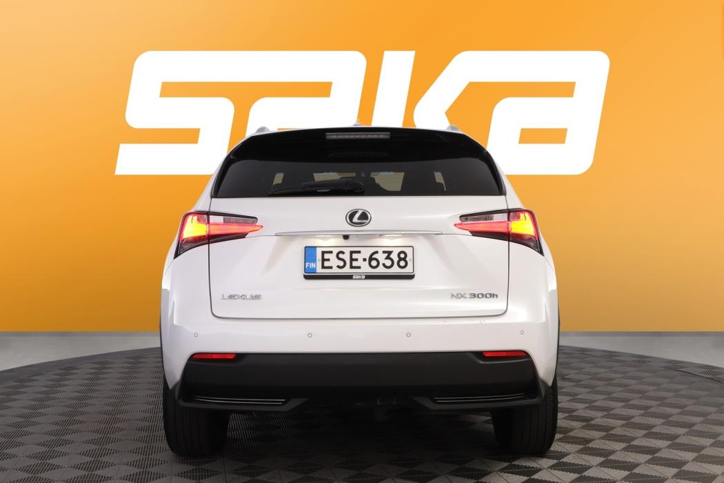 LEXUS NX 2016