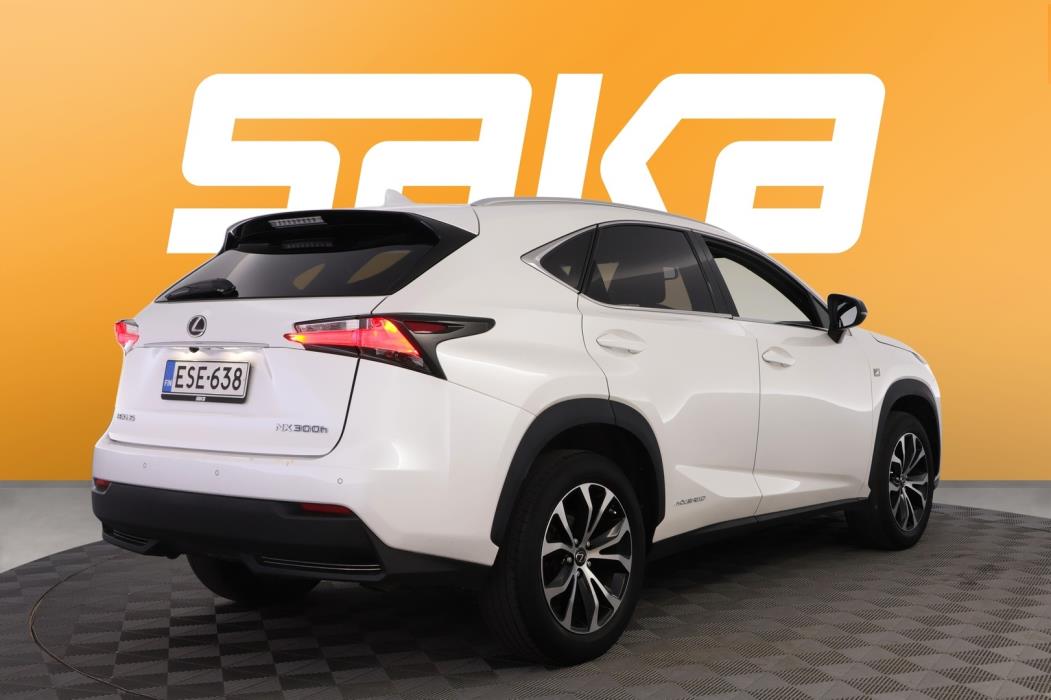 LEXUS NX 2016