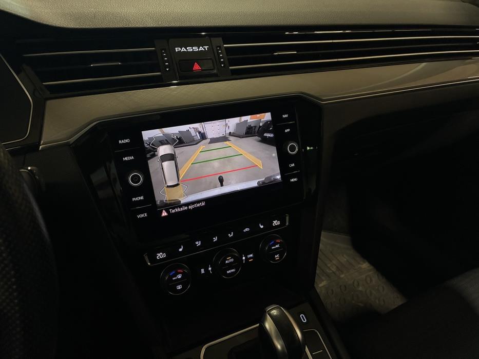 VOLKSWAGEN Passat 2020