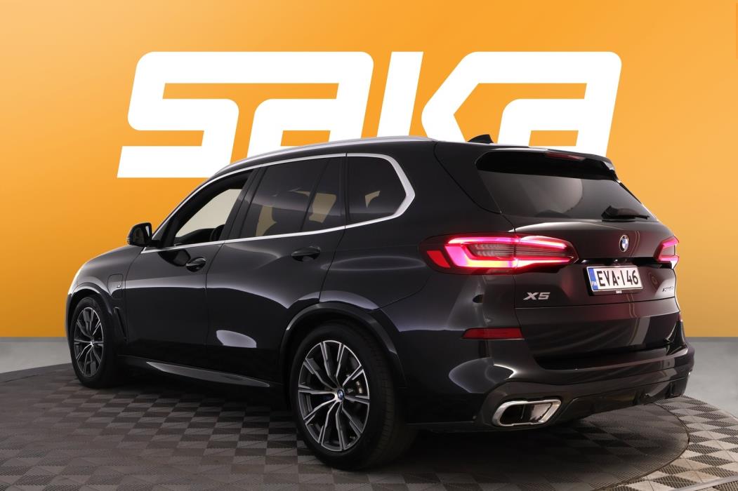 BMW X5 2021
