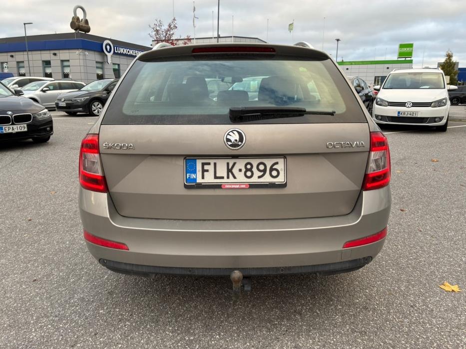 SKODA Octavia 2014