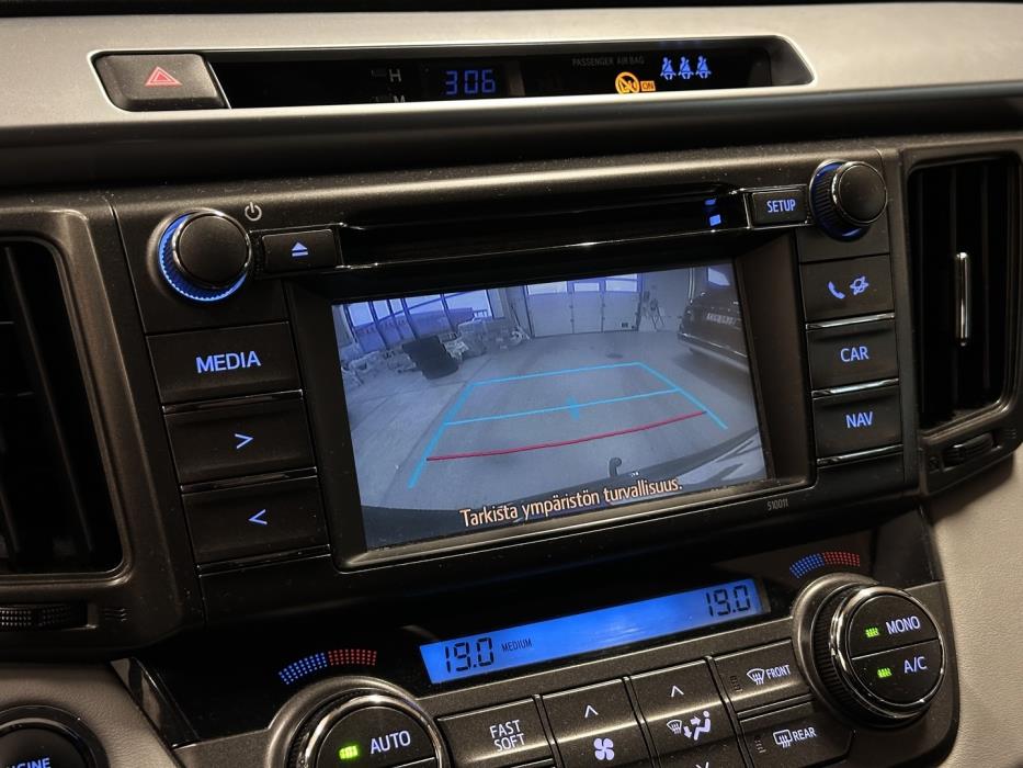 TOYOTA RAV4 2015