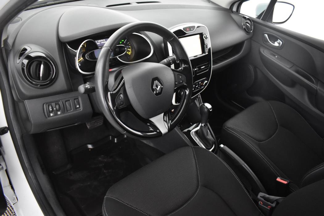 RENAULT Clio 2016