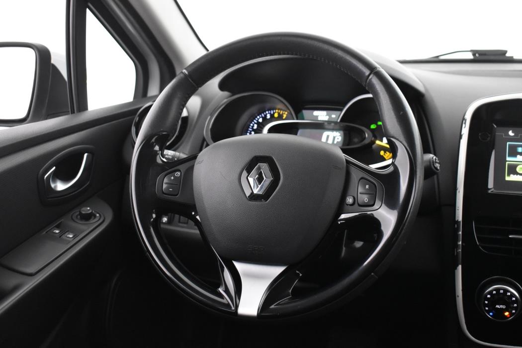 RENAULT Clio 2016